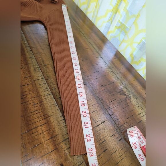 STAUD Colorblock Ribbed Contrast VNeck Sweater - White and Brown - Picture 10 of 10